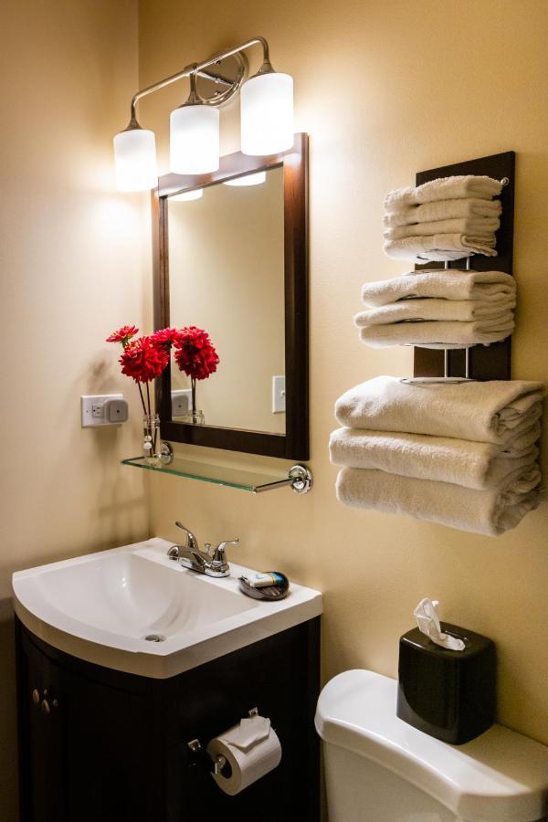 Discovery Inn Friday Harbor Bagian luar foto